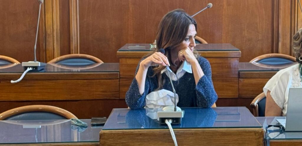 La solidarietà dell’ass. Mendolicchio alla sindaca Episcopo per i gravi insulti sessisti ricevuti
