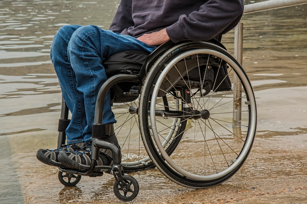 Servizi di Sollievo in favore di persone con disabilità, anziani non autosufficienti e caregiver. Al via l’avviso pubblico per Enti del Terzo Settore